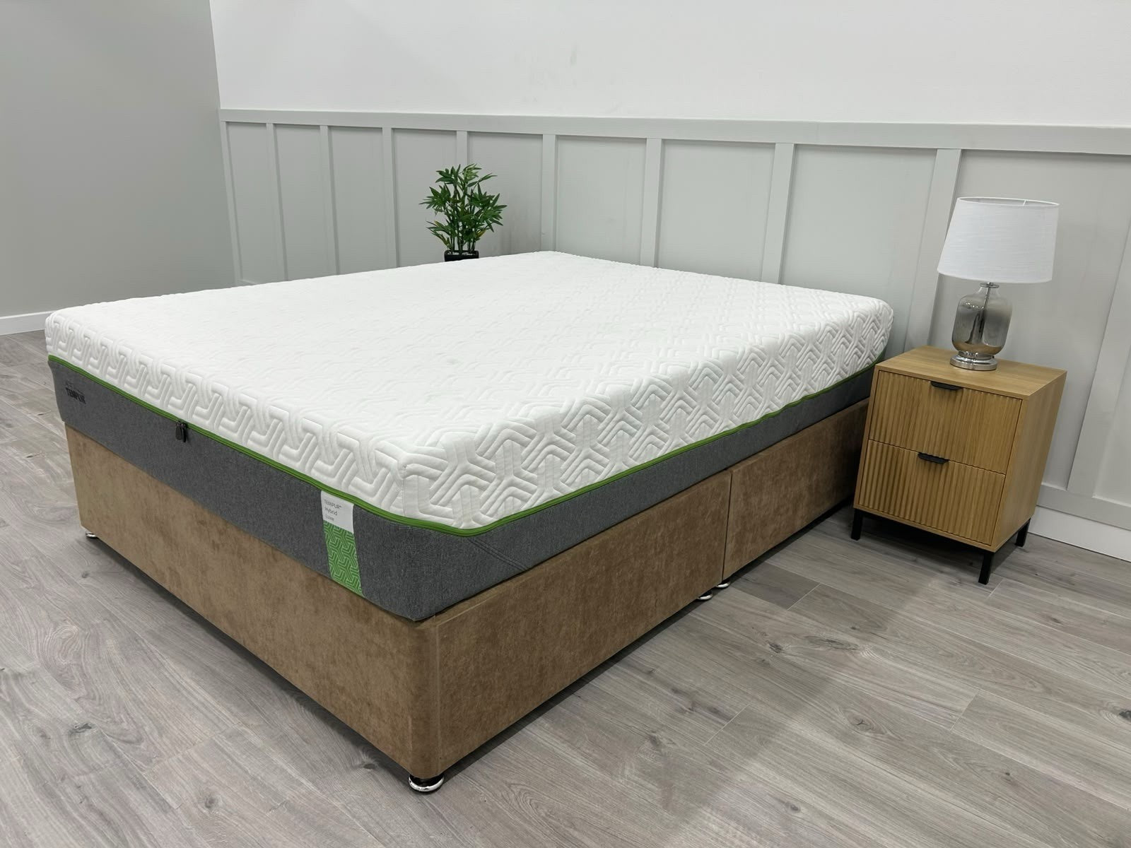 Tempur Hybrid Elite Luxe 5FT Kingsize RRP £2399 Medium Firmness