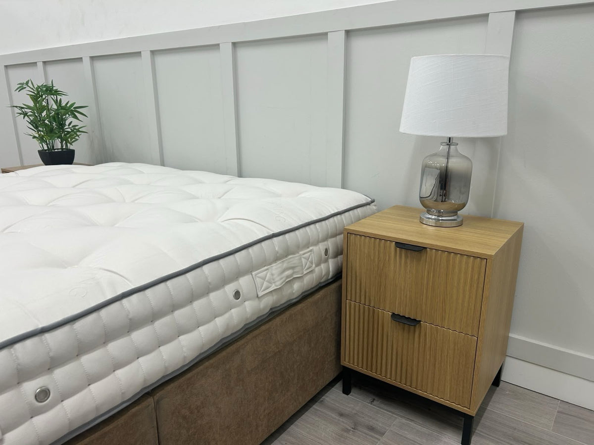 Vispring Herald Superb Mattress  5FT Kingsize Medium Spring RRP £4910