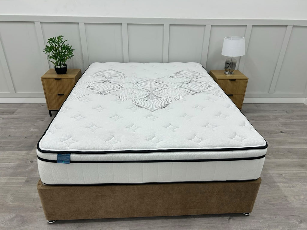 IGEL 3000i Nanotech 5FT Kingsize Plushtop Mattress - RRP £1899 Medium
