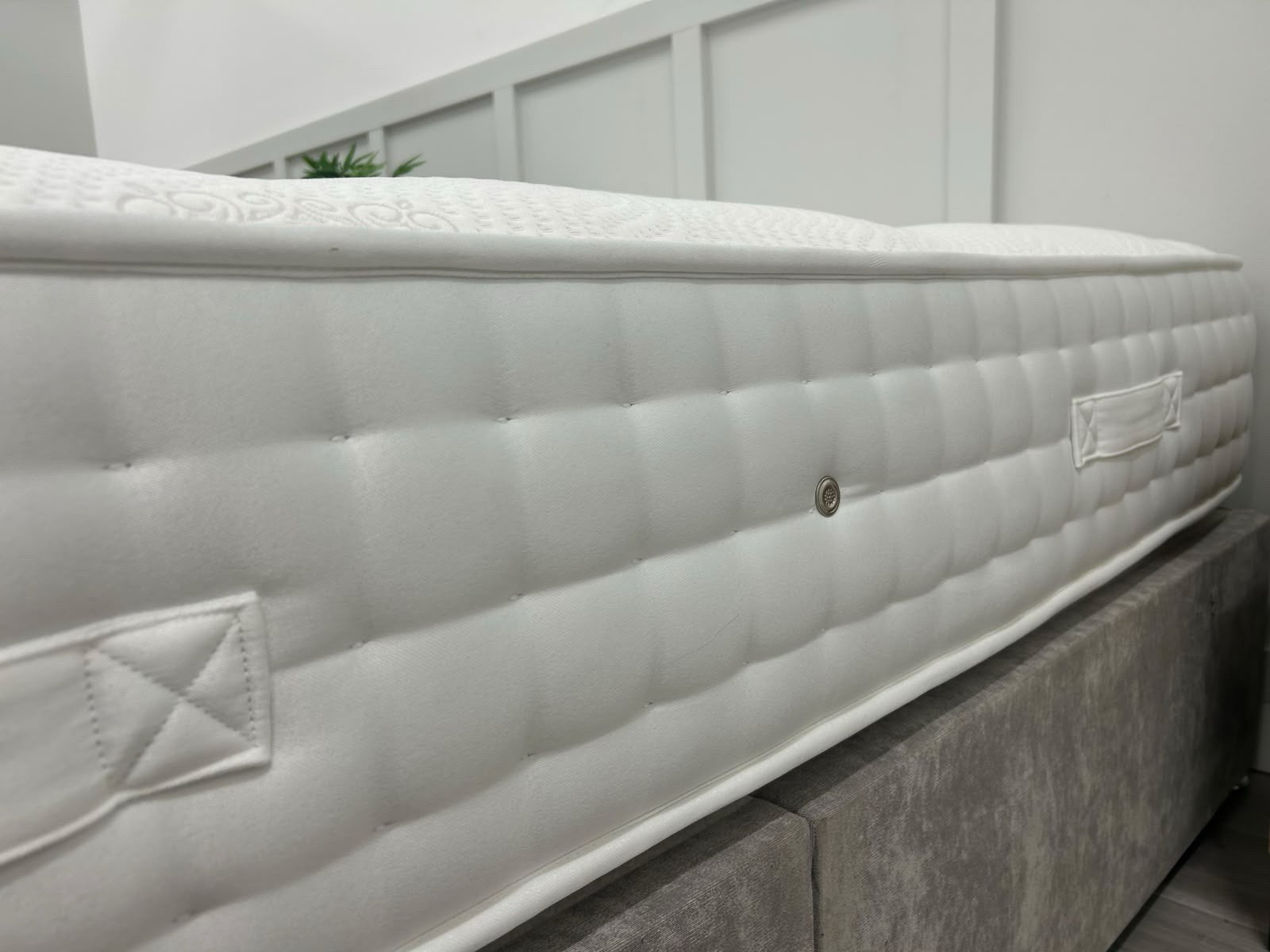 Sleep Story Luxury Pocket Cashmere 4FT 6 Double Mattress - RRP £899A