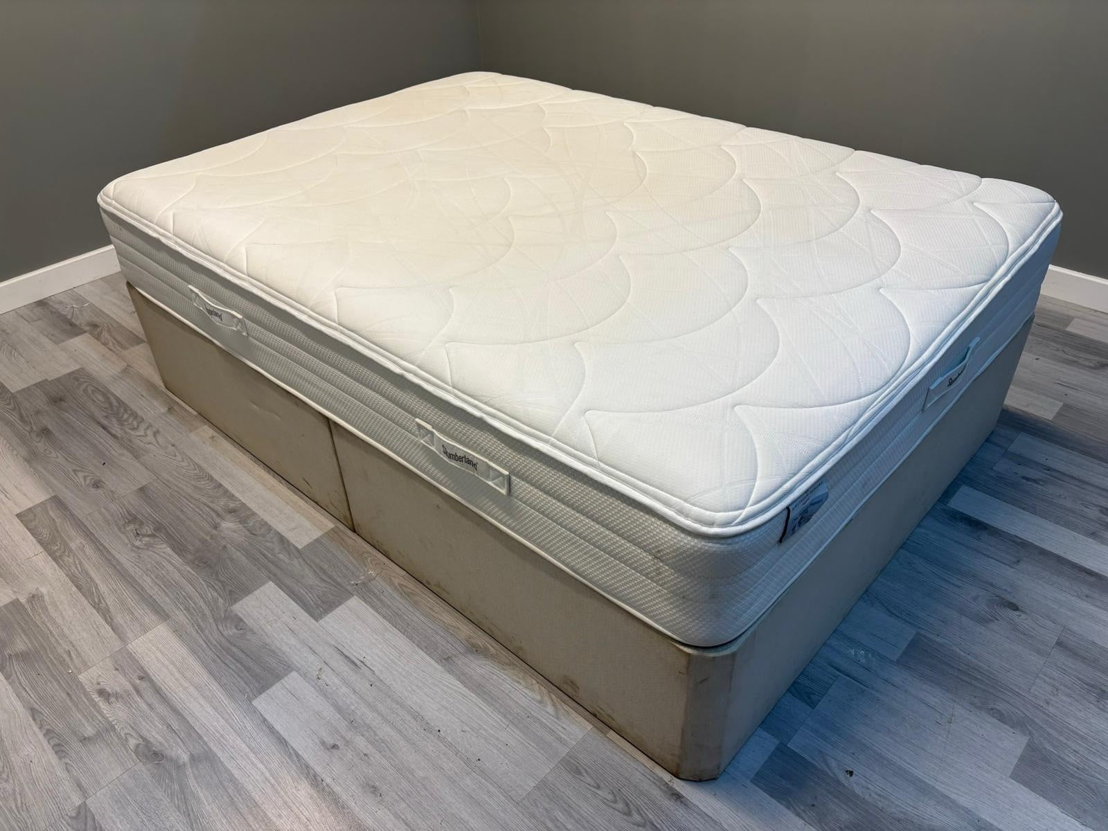 Slumberland Air 2.0 Memory 4FT 6 Double Medium Mattress RRP £799