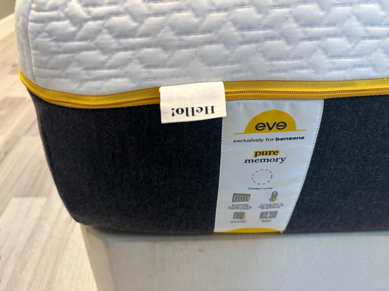 Eve pure memory Double Mattress RRP £995 A - Home Furniture Interiors