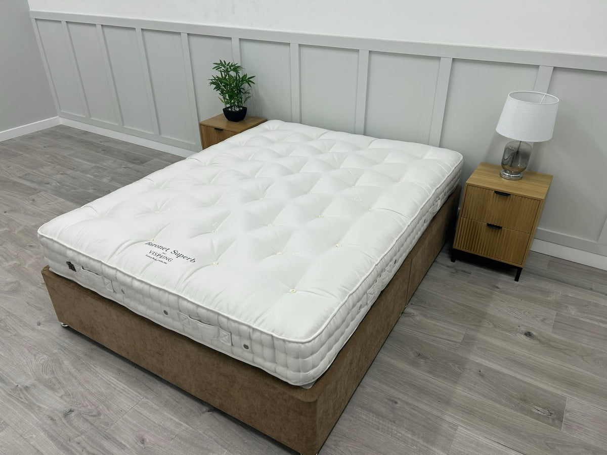Vispring Baronet Superb 5FT Kingsize firm spring mattress with plush quilted surface and supportive design.