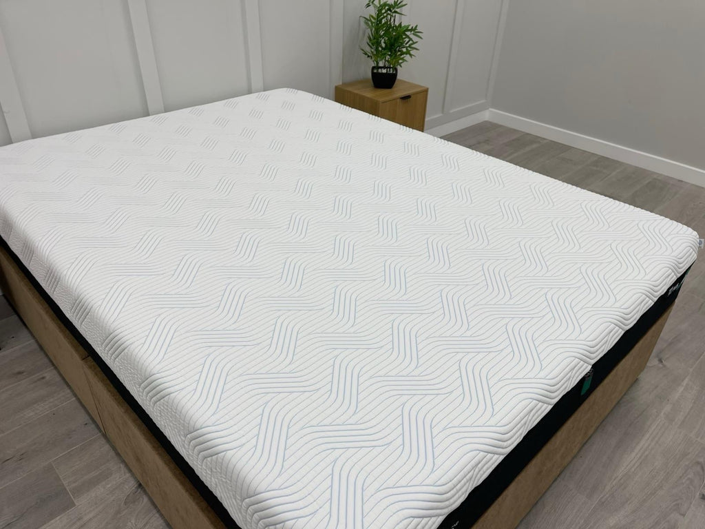 Tempur Pro Plus SmartCool Soft 4FT6 double mattress with plush surface, side panels, and mattress label visible.