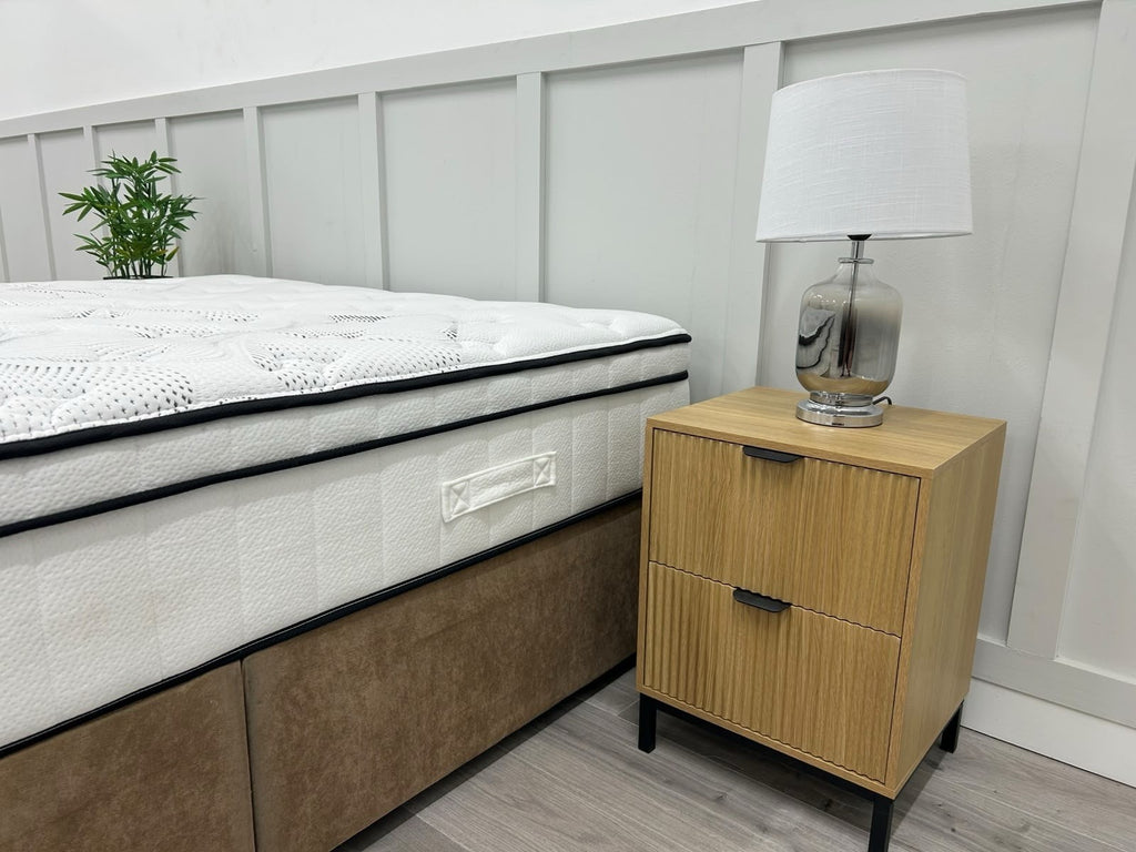 IGEL 3000i Nanotech 5FT Kingsize Plushtop Mattress - RRP £1899 Medium