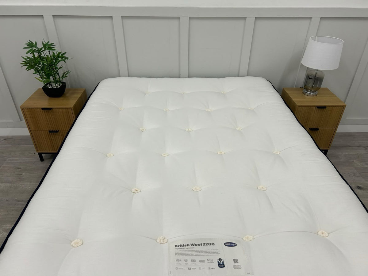 Silentnight British Wool 2200 Mattress 5FT Kingsize RRP £995 Medium