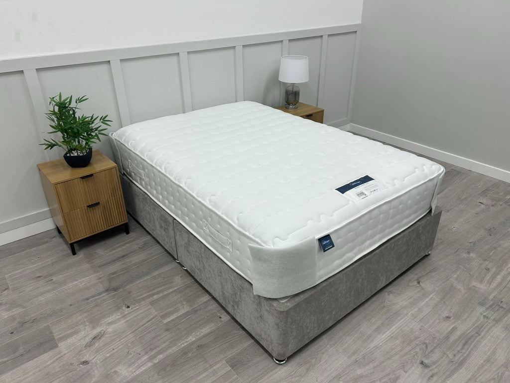 Silentnight 2800 Pocket Luxury Mattress 4FT Double RRP £995