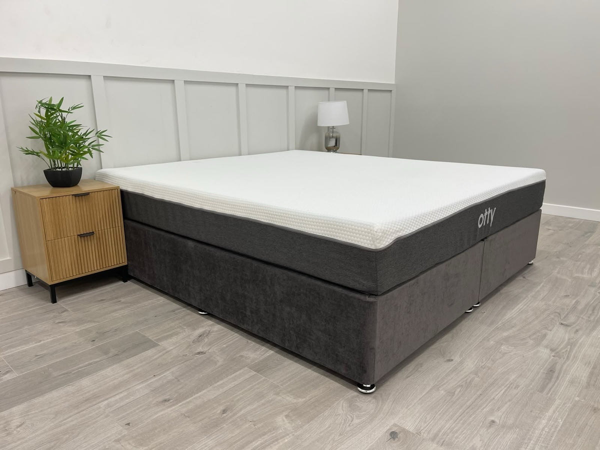 OTTY Hybrid Mattress 6FT Superking RRP £749 23cm Deep Medium / Firm