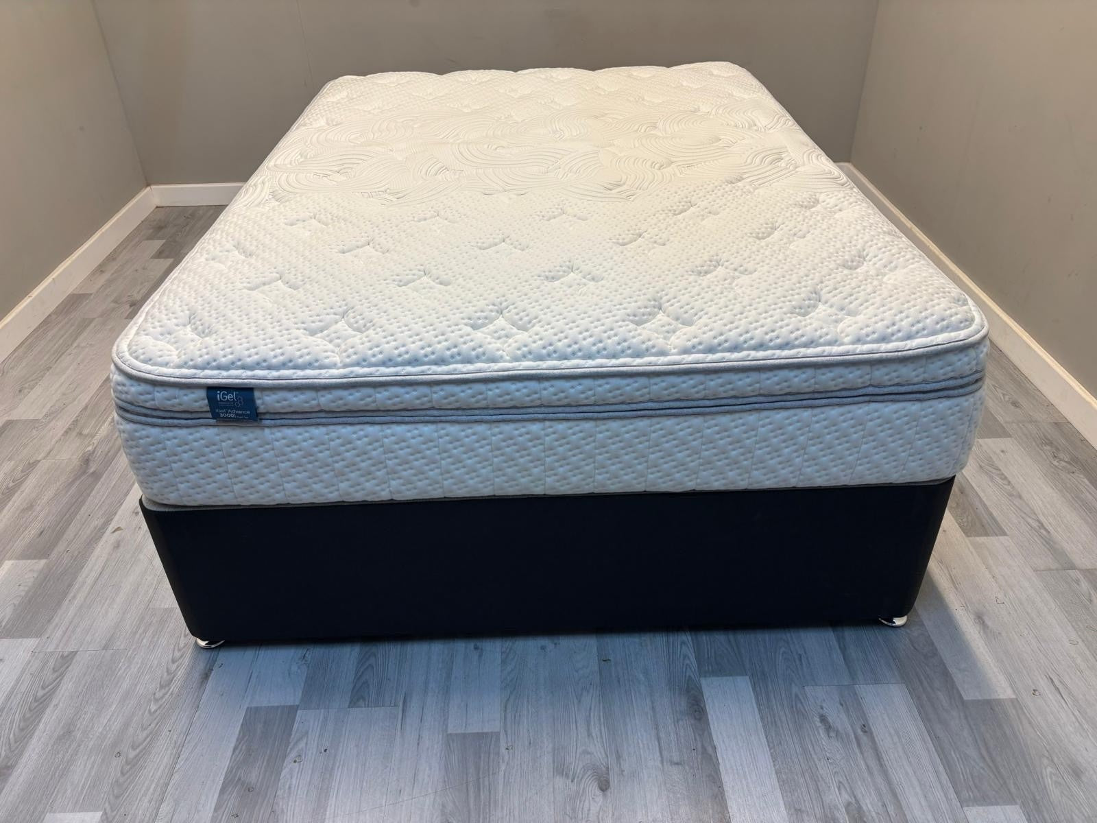 IGEL 3000 / 5000i Advance Nanotech 5FT Kingsize  Plushtop Mattress - RRP £2099 - Home Furniture Interiors