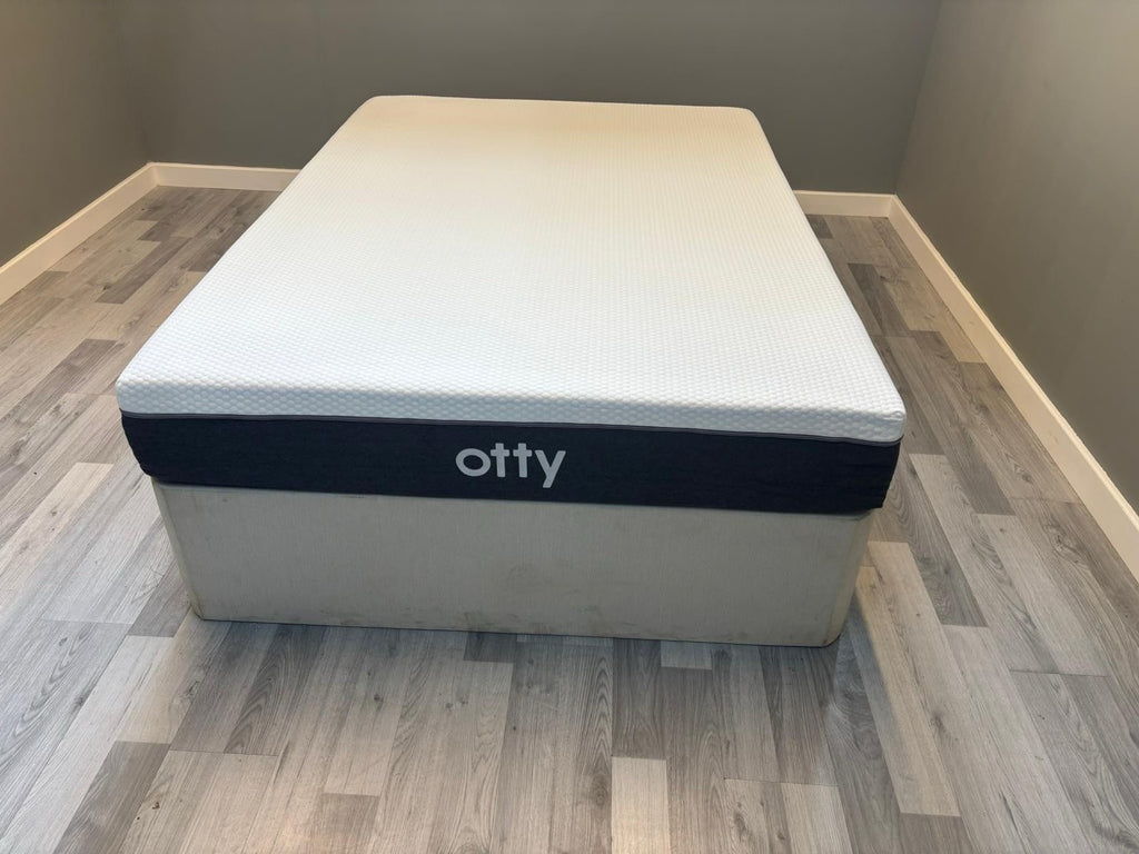 OTTY Hybrid Mattress 5FT Kingsize RRP £749 23cm Deep Medium / Firm