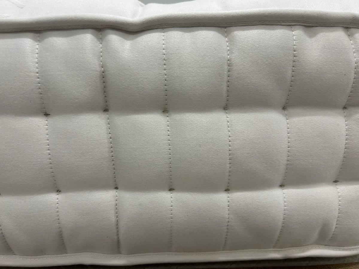 Vispring Baronet Superb 5FT Kingsize Firm Spring Mattress with plush fabric and support, designed for luxury comfort and durability.