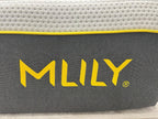 Mlily Premier 2000 Orthopedic 4ft 6 double mattress with firm support, showcasing the plush top and clean fabric surface.