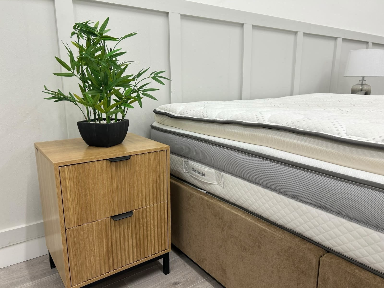 Silentnight Memory Cool 2000 Mattress 5FT Pillowtop RRP £875