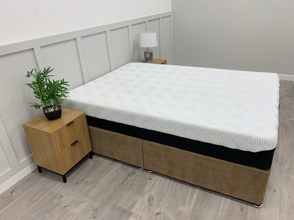 TEMPUR Pro Plus SmartCool Medium 6FT Superking Mattress RRP £2599