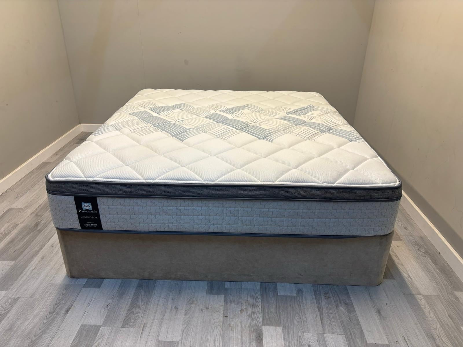 Sealy Bronte Posturepedic 6FT Superking Mattress Firm - RRP £2499 - Home Furniture Interiors