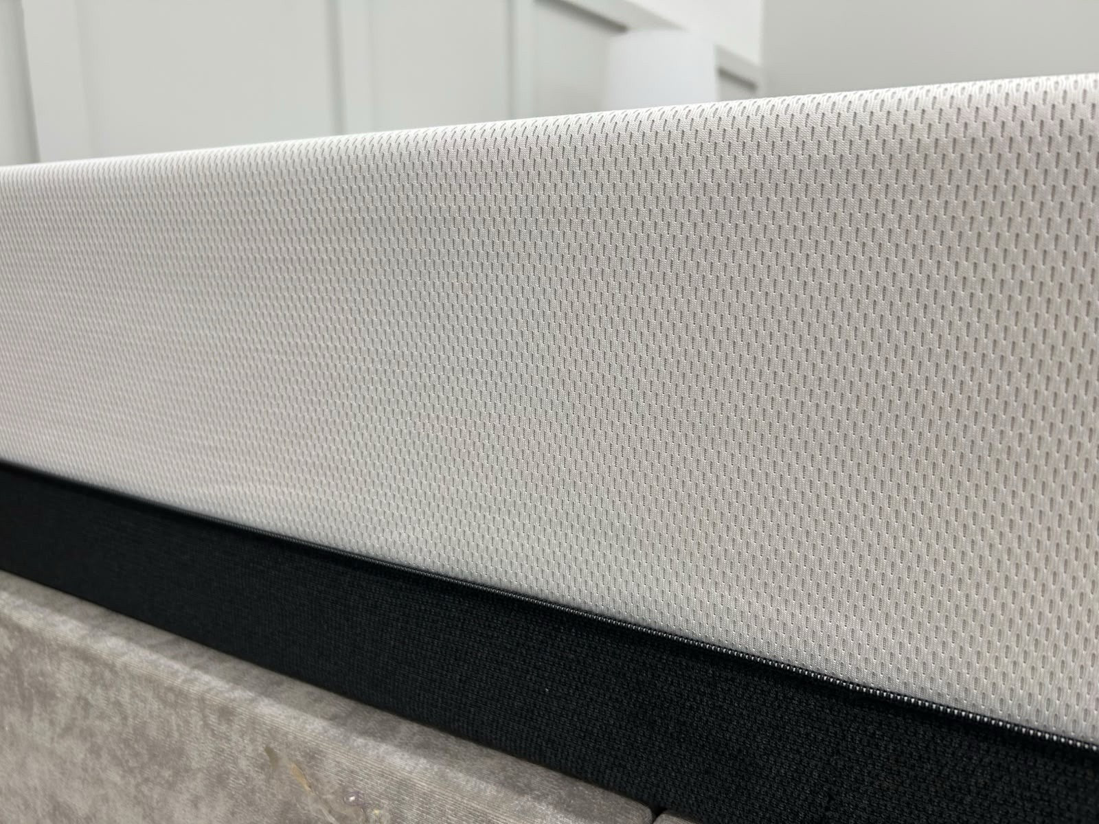 TEMPUR Pro Air SmartCool Firm 4FT 6 Double Mattress RRP £2499 A