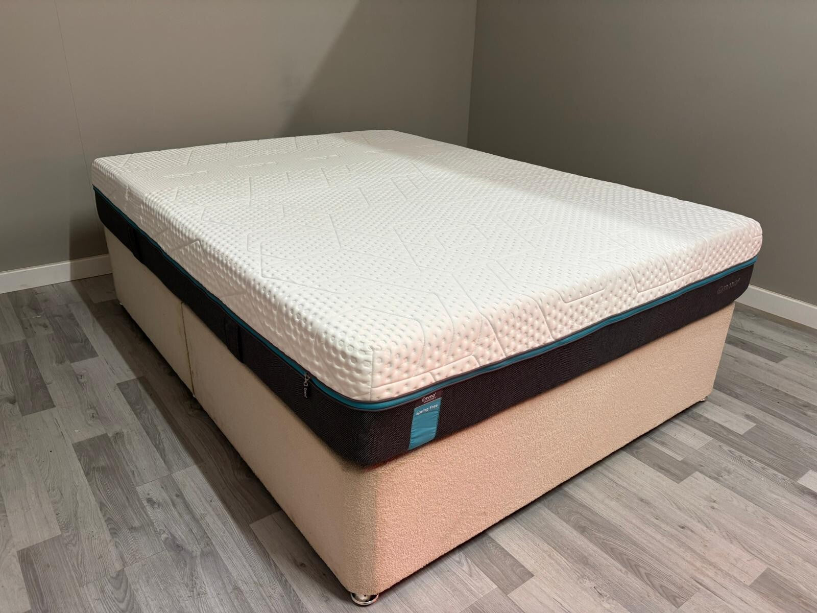 Emma Diamond Spring Free Mattress 4FT 6 Double RRP £1595
