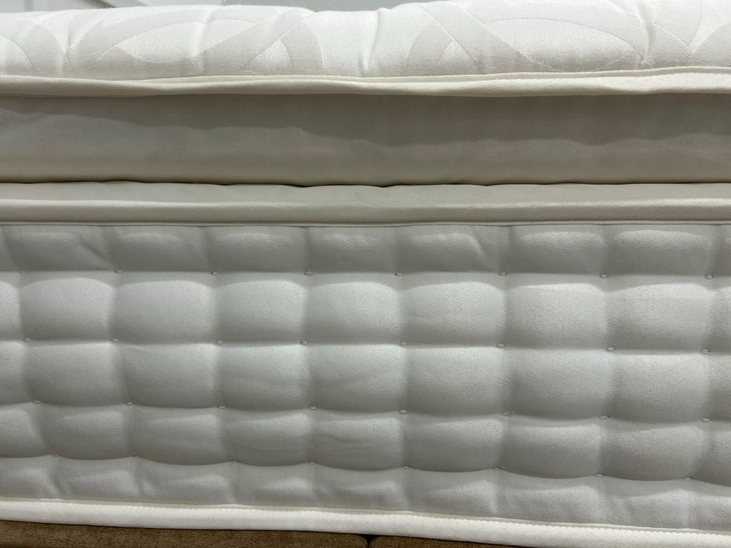 Staples and Co Artisan Indulgence Mattress 5FT Kingsize - RRP £1,799 Medium