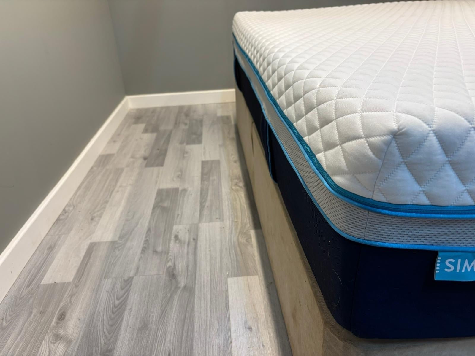 Simba Luxe 6FT Superking Mattress RRP £1895