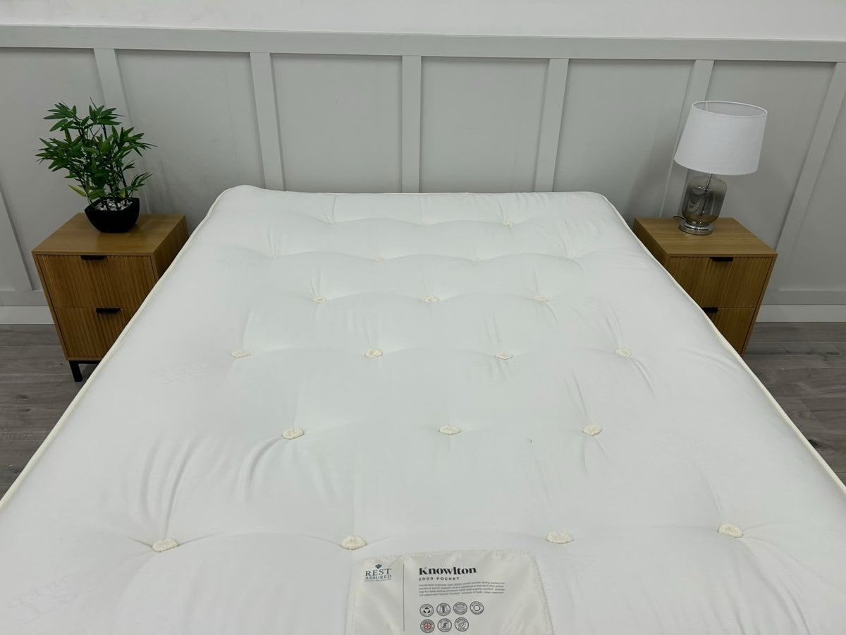Rest Assured Knowlton 2000 Pocket Latex Pillow Top Mattress 5FT Kingsize