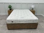 Vispring Baronet Superb 5FT Kingsize firm spring mattress with plush fabric and supportive design, ideal for comfortable sleeping.