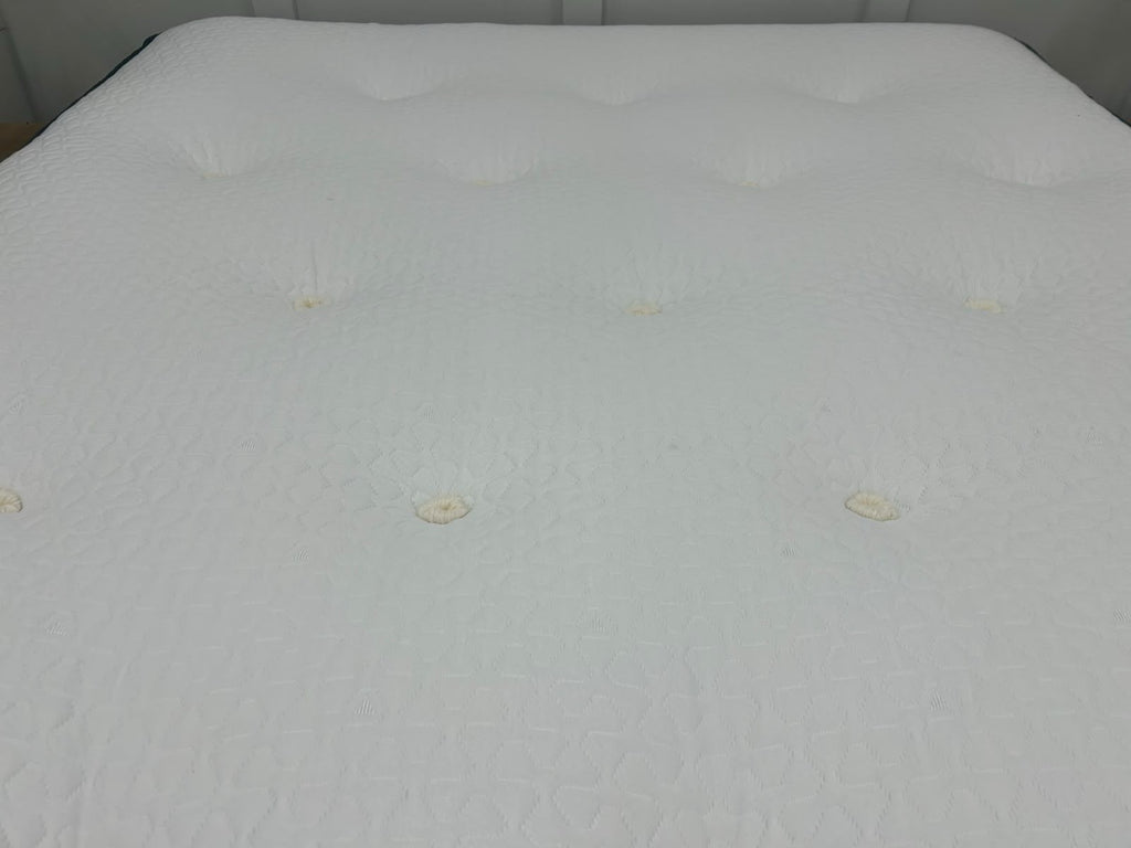 Silentnight Ultra Gel 3000 Pocket Box Top 5FT Kingsize RRP £1499