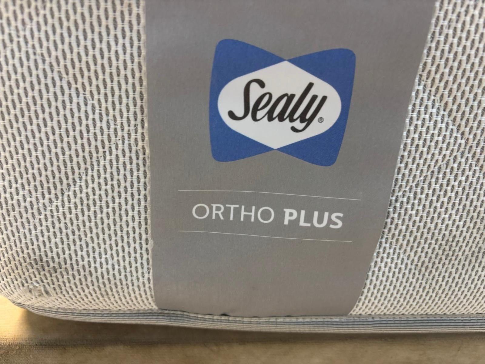 Sealy Mellbreak Ortho Plus Mattress 3FT Single RRP £519 A - Home Furniture Interiors