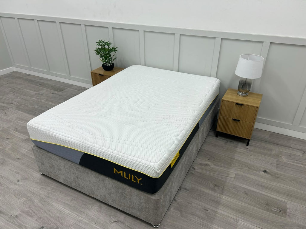 Mlily Premier 2000 Ortho Double Mattress in 4ft 6 size, firm support, showcasing the mattress surface and detailing.
