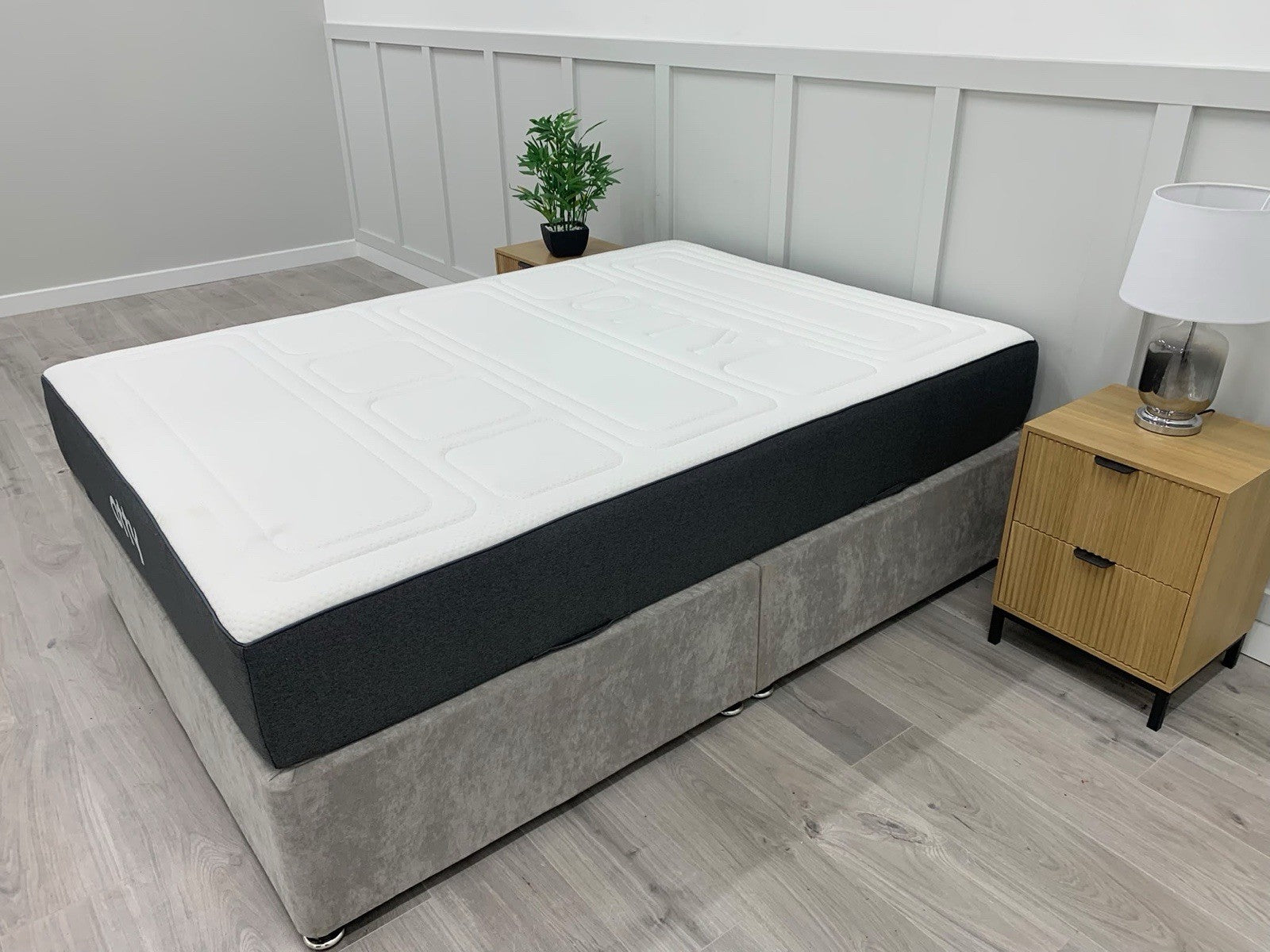 OTTY Original Hybrid Mattress 4FT 6 Double RRP £799 25cm Deep Medium / Firm