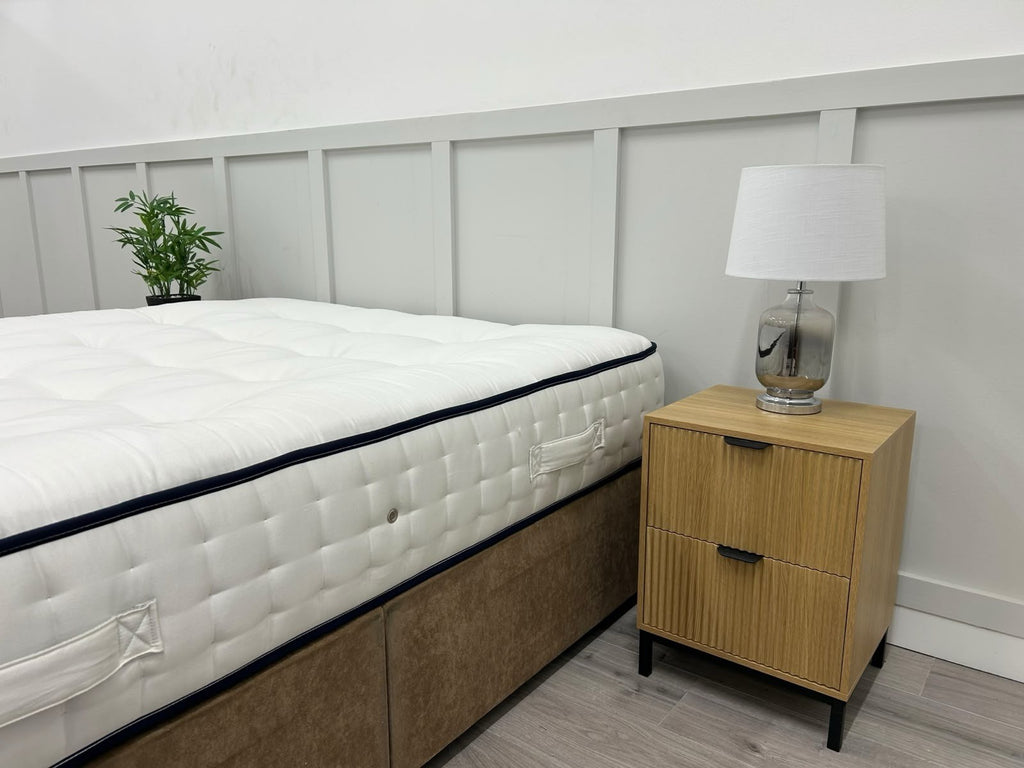 Silentnight British Wool 2200 Mattress 5FT Kingsize RRP £995 Medium