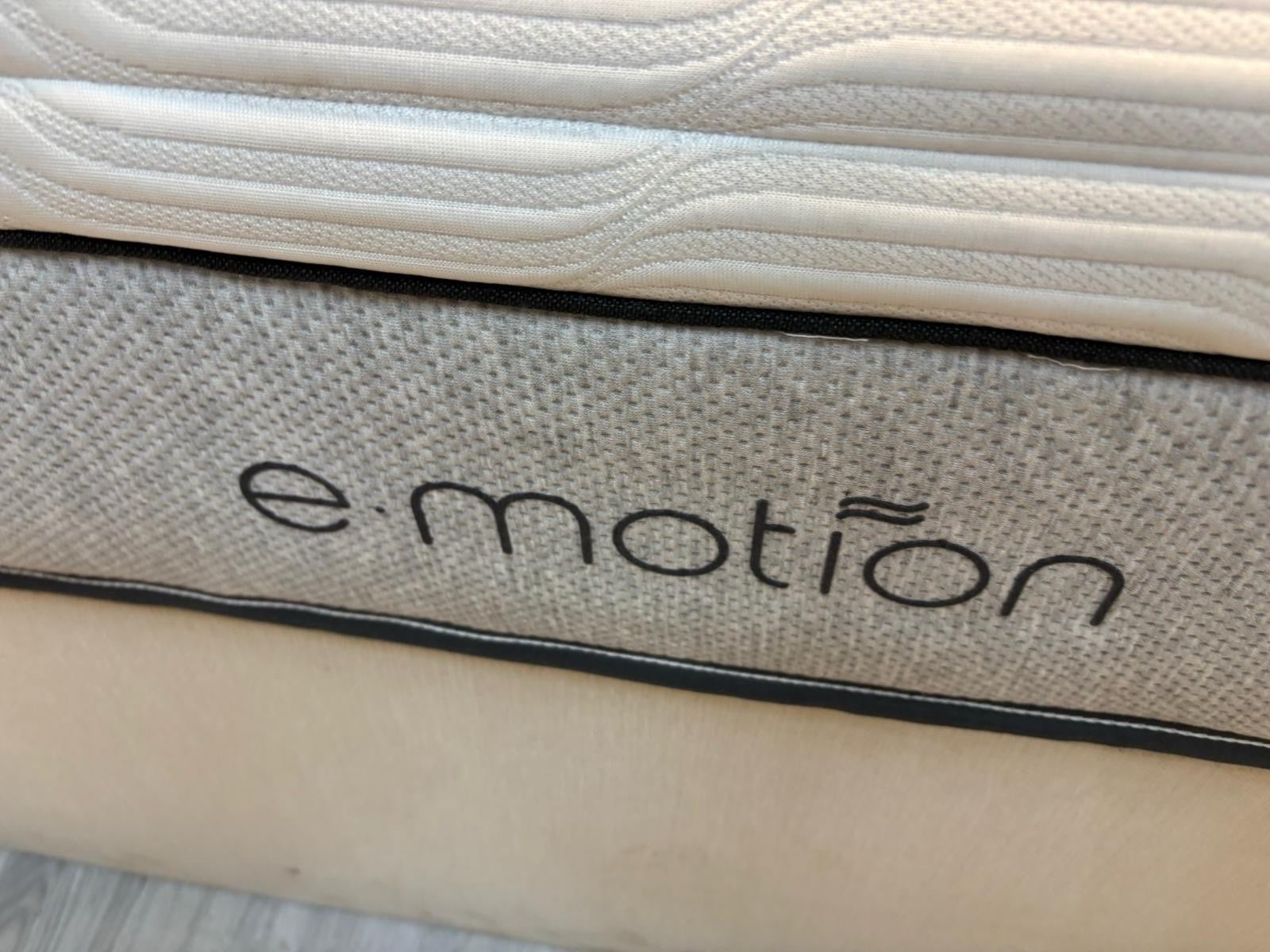 Gainsborough E-Motion Adjustable Memory 1000 Mattress 4FT Small Double RRP £1299 - Home Furniture Interiors