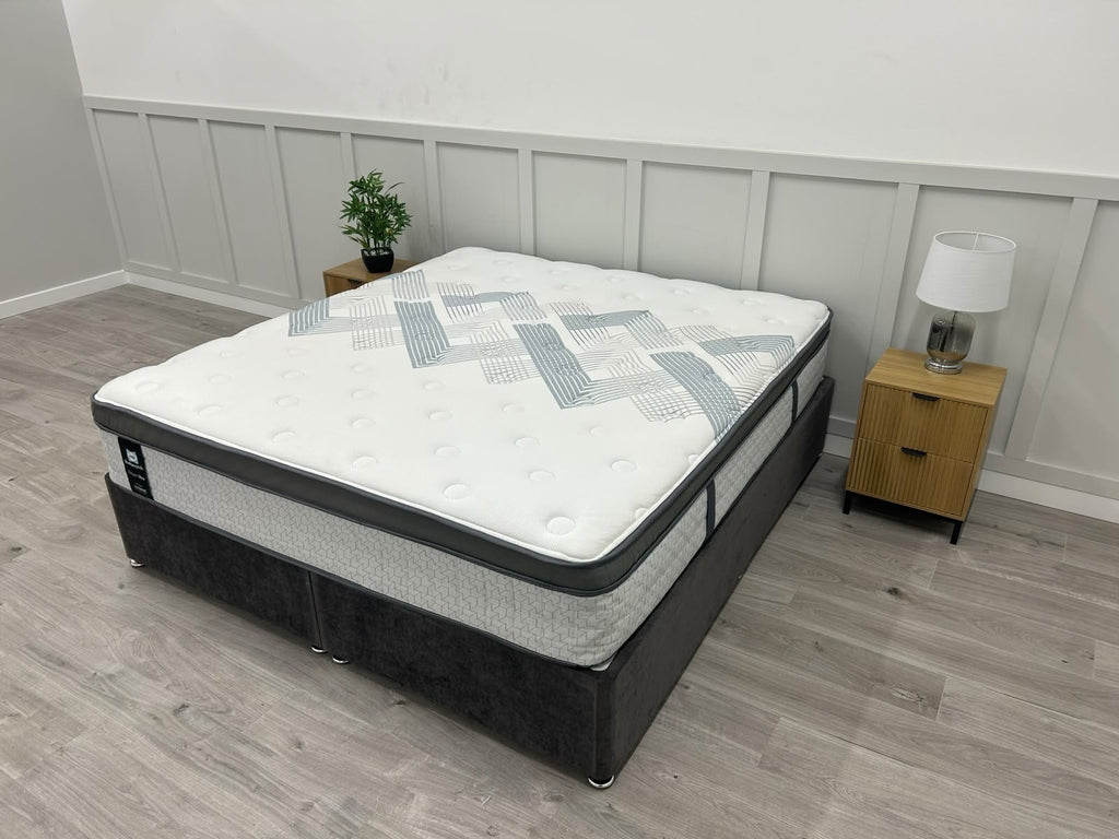 Sealy Orwell Posturepedic Mattress 6FT Superking RRP £3199 Firm