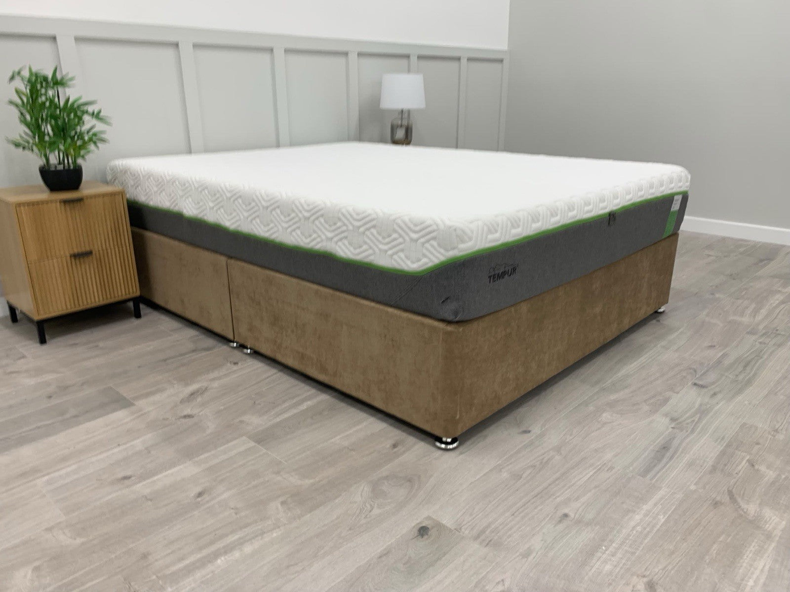 Tempur Hybrid Elite 4FT 6 Double RRP £1799 Medium Firmness
