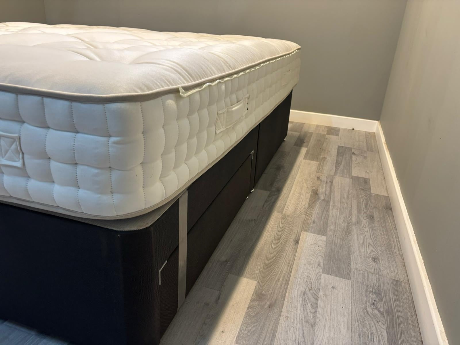 Harrison Spinks Bedstead Eco 7000 Mattress 5FT Kingsize Zip & Link RRP £2499 - Home Furniture Interiors