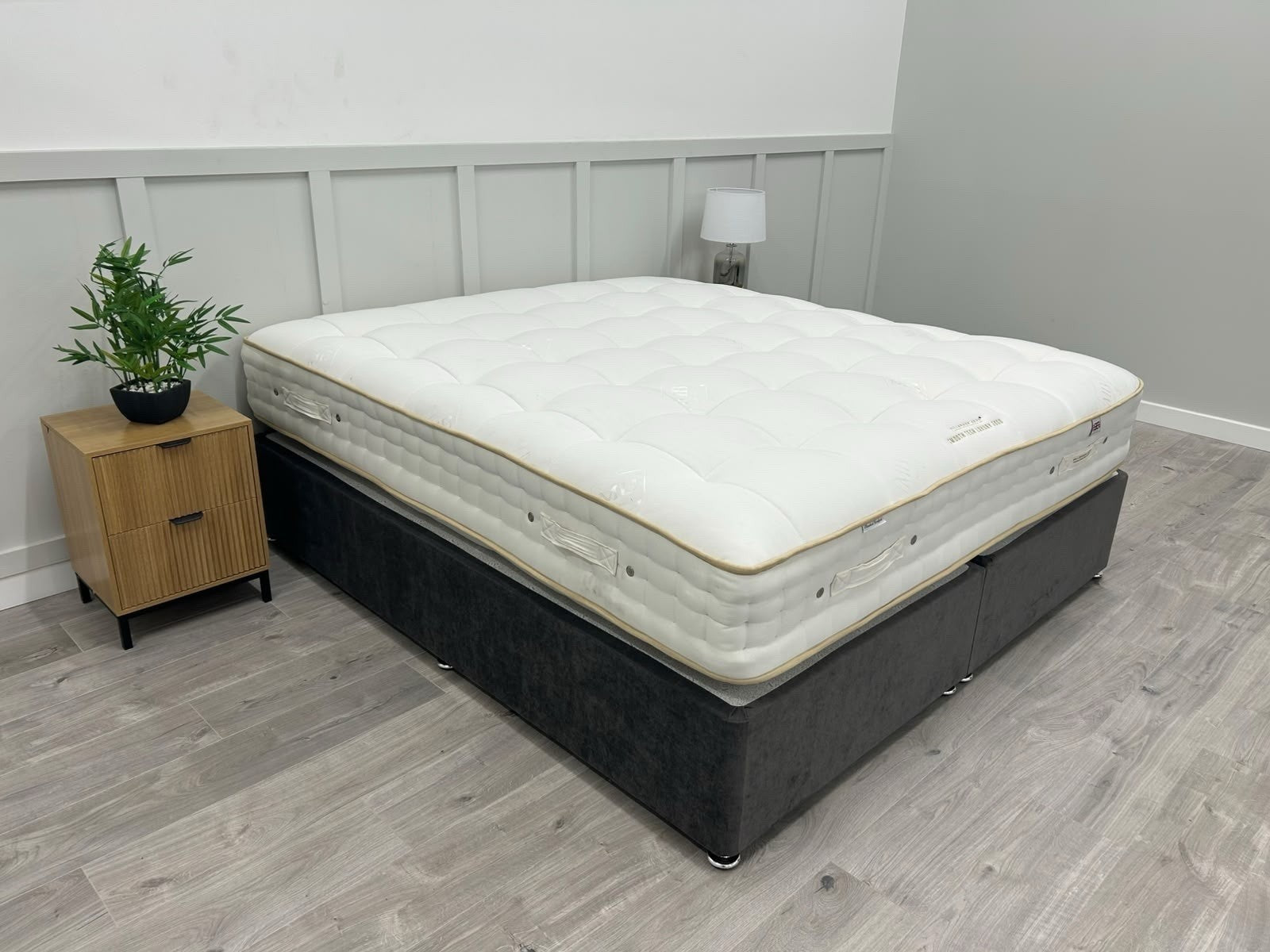 Millbrook Smooth Tech Luxury 5000 Pocket Mattress 6FT Superking RRP £2895 Medium