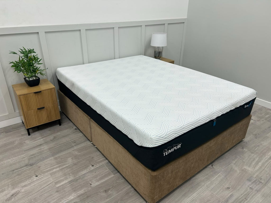 TEMPUR Pro Luxe SmartCool Soft Mattress 5FT Kingsize