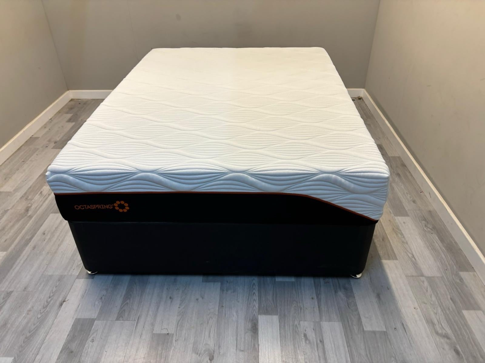 Dormeo Octaspring Mistral Medium Firm 4FT 6 Double Mattress £1399