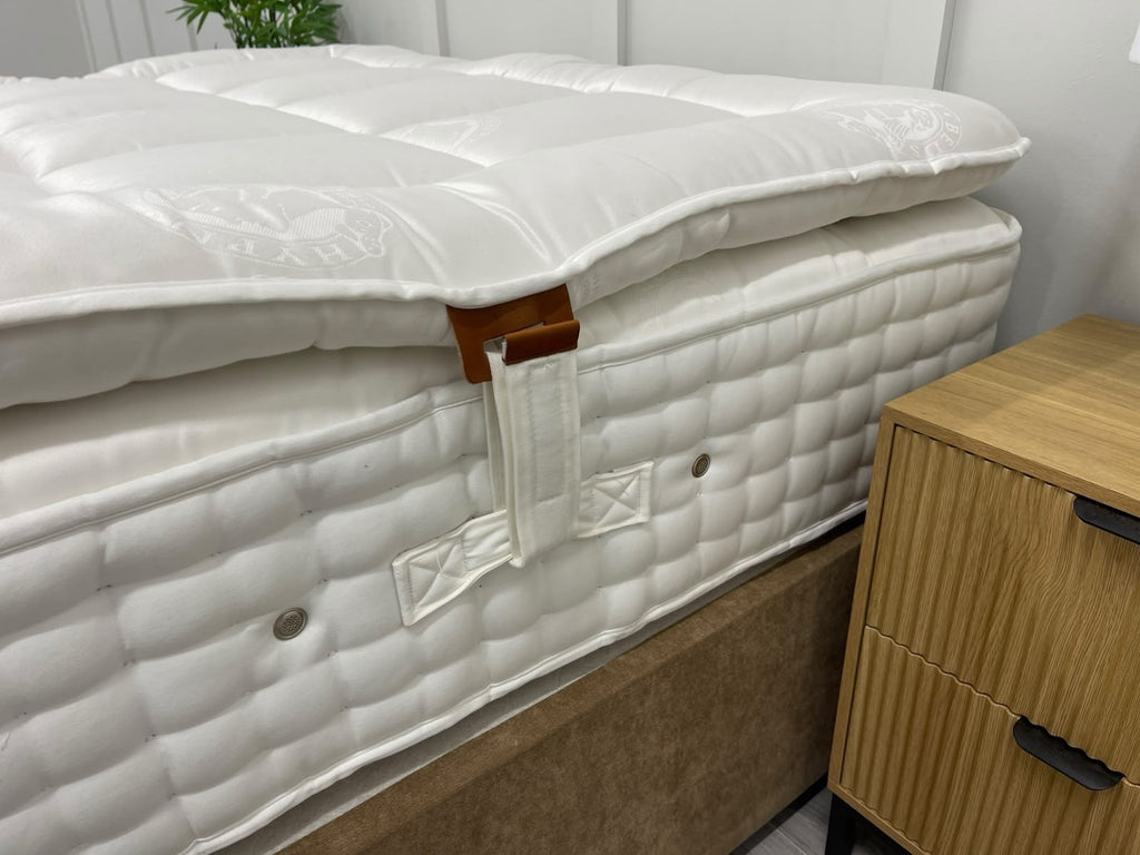 Hypnos Bespoke Sapphire Mattress with Detachable Topper 5FT Kingsize RRP £6799
