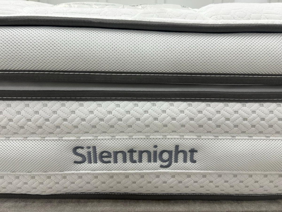 Silentnight Therma Cool Memory 2500 Boxtop 4FT 6 Double Mattress RRP £1099