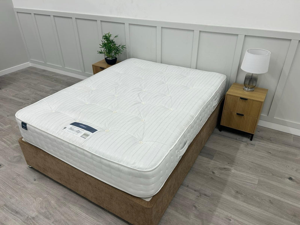 Silentnight  2000 Pocket Natural Medium 5FT Kingsize Mattress
