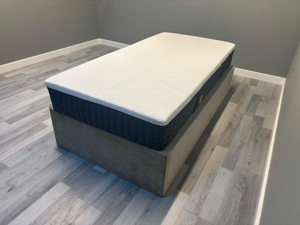 Emma Mattress Premium Hybrid 3FT RRP £790
