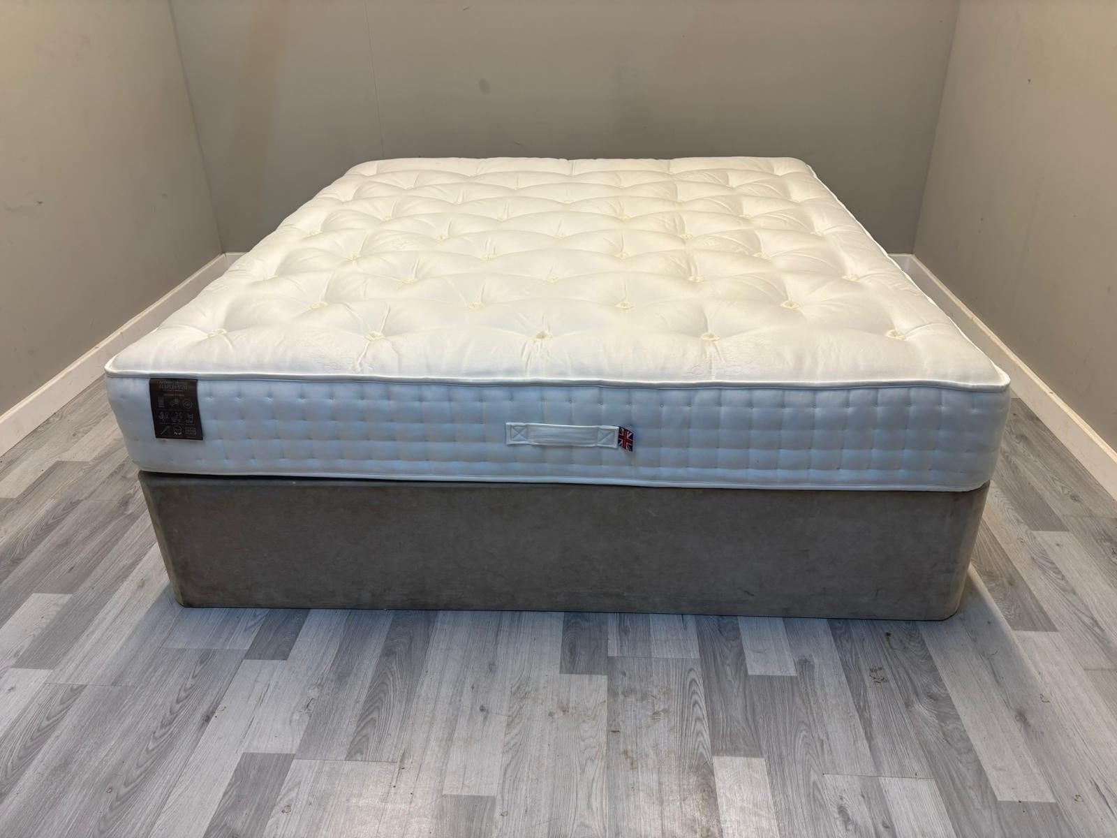 Staples and Co Artisan Utopia Firm Mattress 6ft Superking - RRP £2299 - Home Furniture Interiors