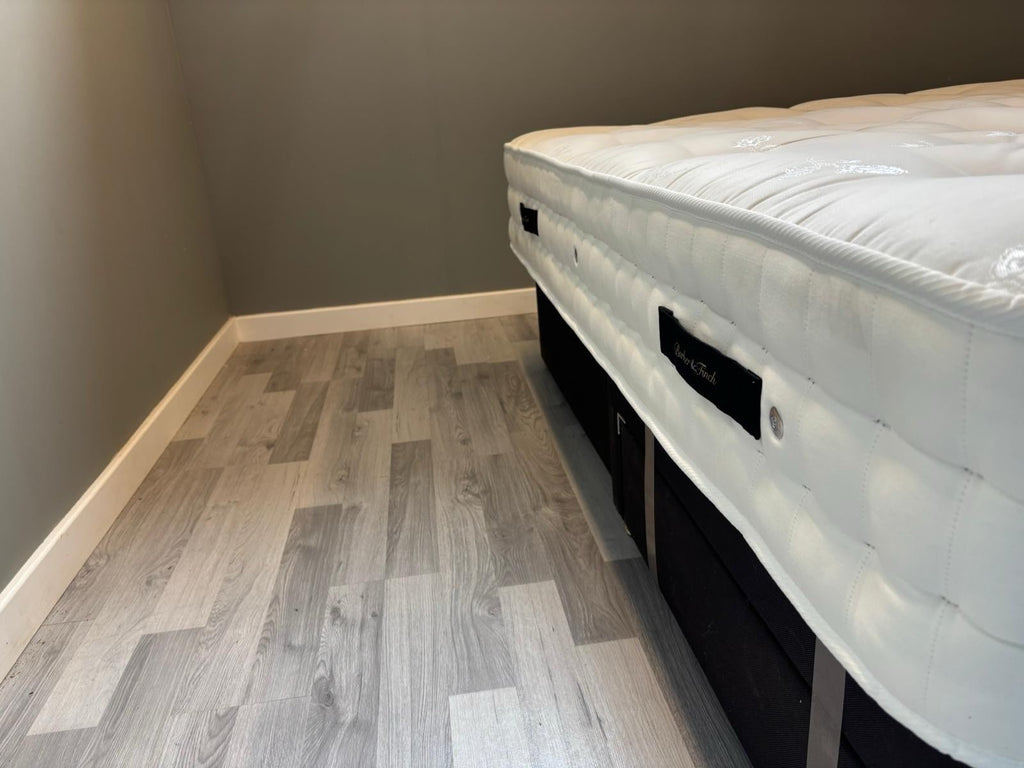 Barker And Finch EU Kingsize 160cm Zip & Link 5500 Pocket Mattress RRP £1699