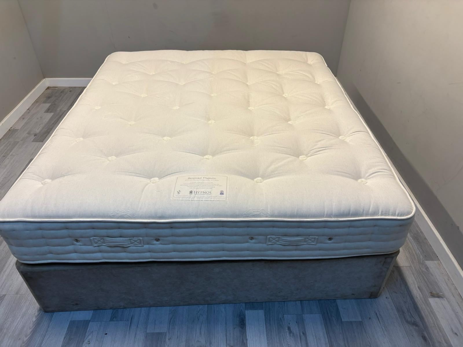 Hypnos Majestic / Emerald Medium 6FT SuperKing Mattress RRP £7299 - Home Furniture Interiors