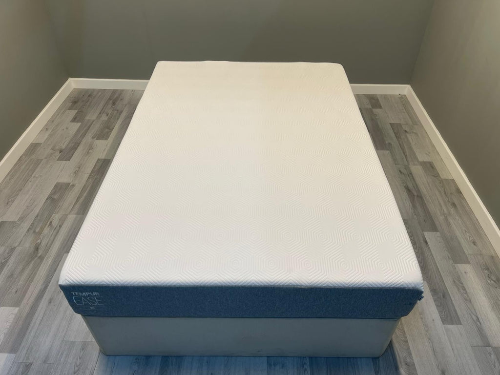 Tempur Ease Double 4FT 6 Mattress, Medium Firm - RRP £1,098 - Home Furniture Interiors
