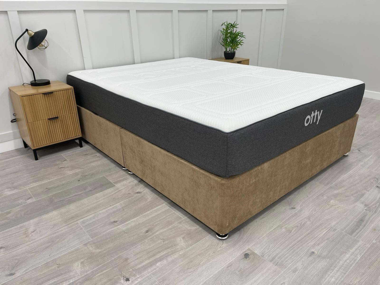 OTTY Original Hybrid Mattress 5FT RRP £799 Medium / Firm