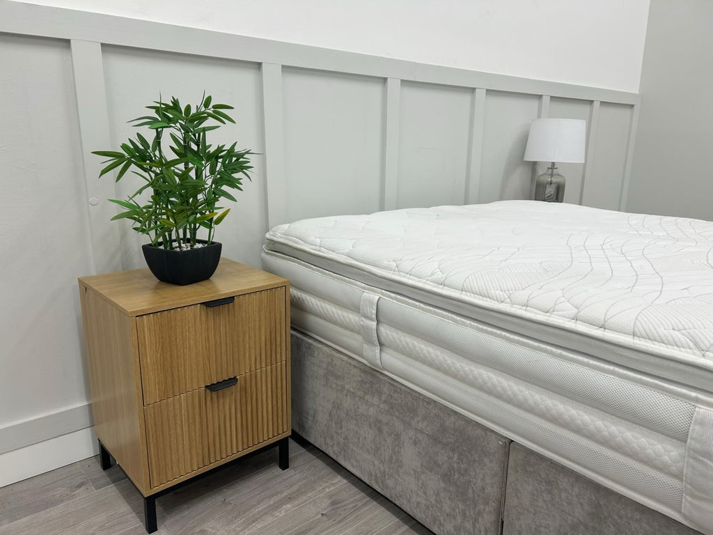 Silentnight 2500 Eco Dual Supreme Comfort Pillowtop Mattress 4FT 6 Double