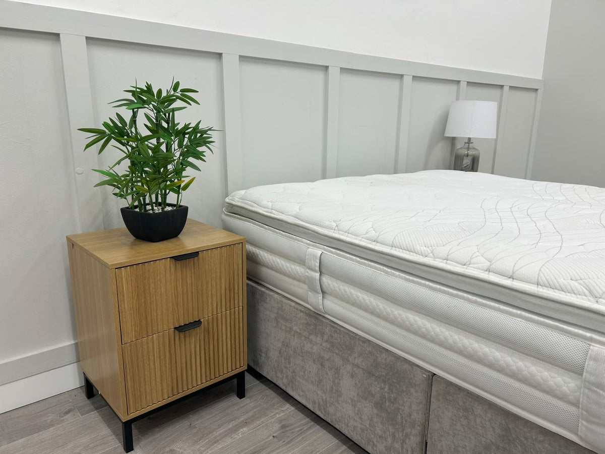 Silentnight 2500 Eco Dual Supreme Comfort Pillowtop Mattress 4FT 6 Double