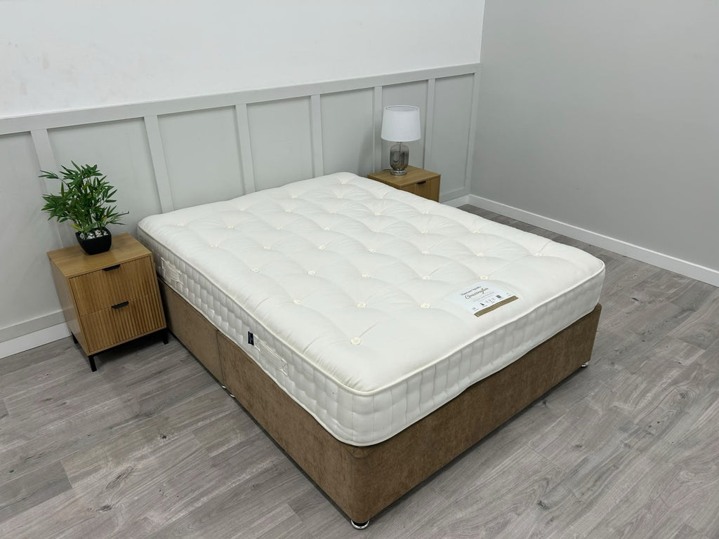 John Lewis Harrison Spinks Grassington 5750 pocket mattress in 5FT Kingsize, medium firm with detailed fabric and plush top surface.