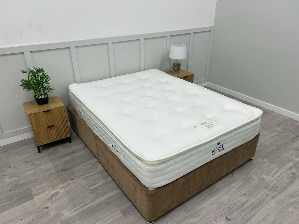 Rest Assured Knowlton 2000 Pocket Latex Pillow Top Mattress 5FT Kingsize
